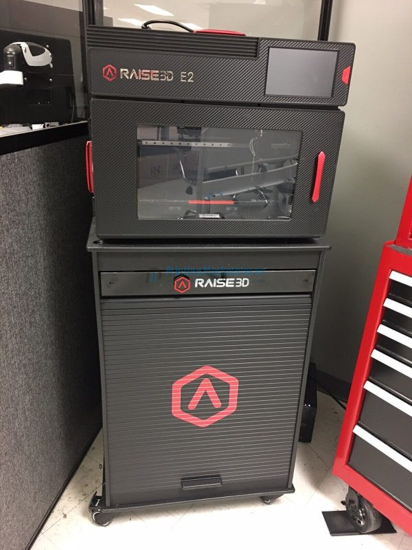Raise 3D Printer With Cabinet